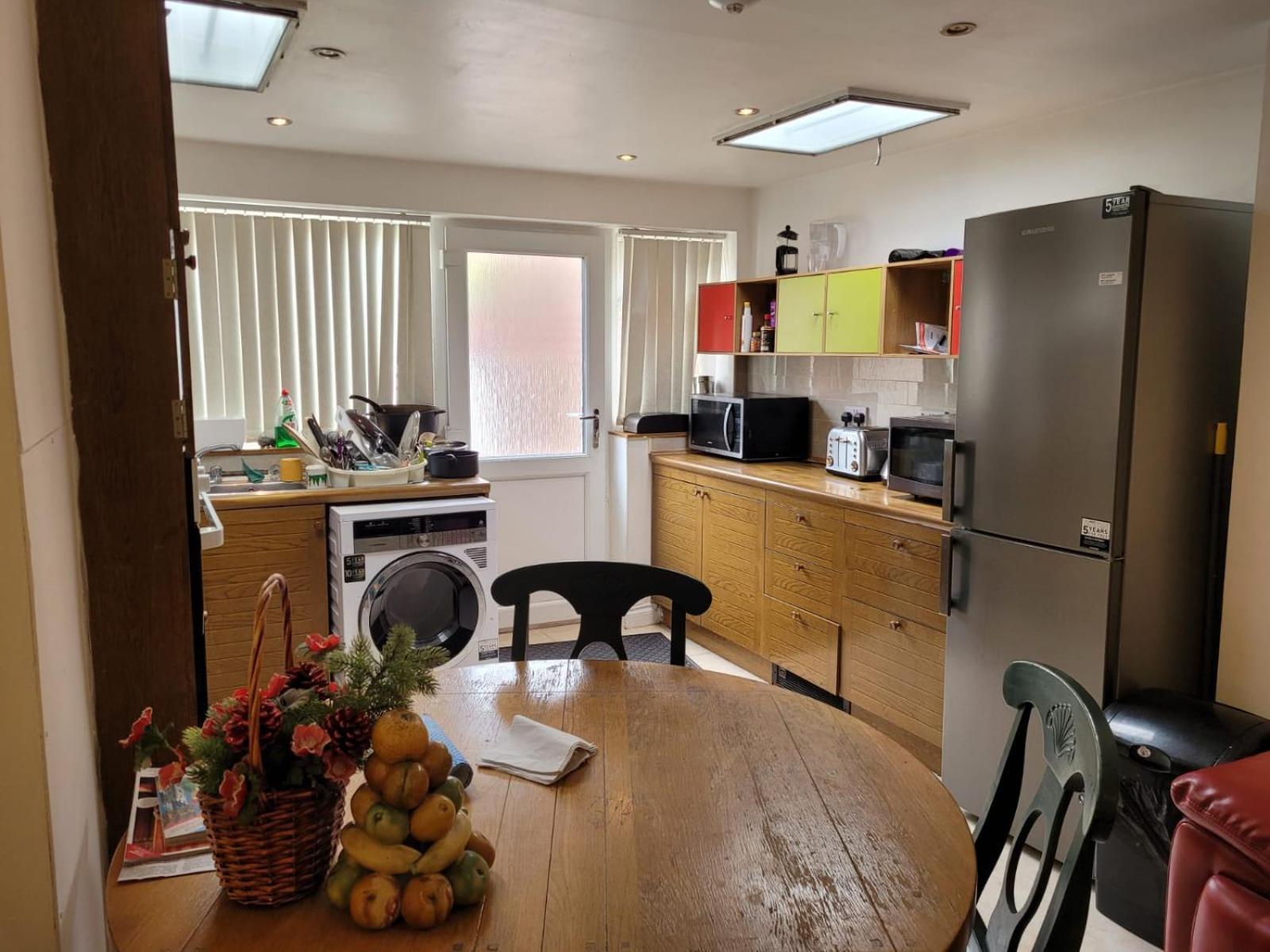 Nice Double Bedroom Near Qmc نوتينغهام المظهر الخارجي الصورة
